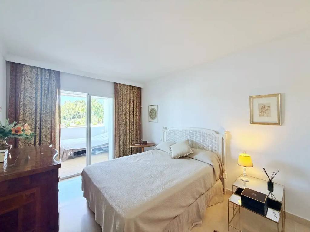 Piso de 150 m² en Benahavís
