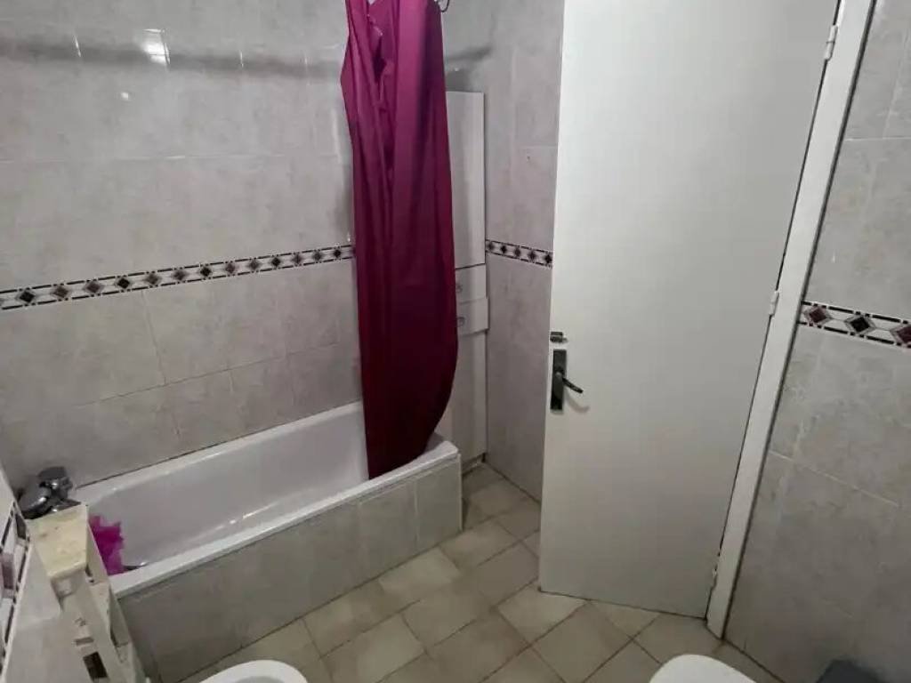 Piso de 90 m² en Almería