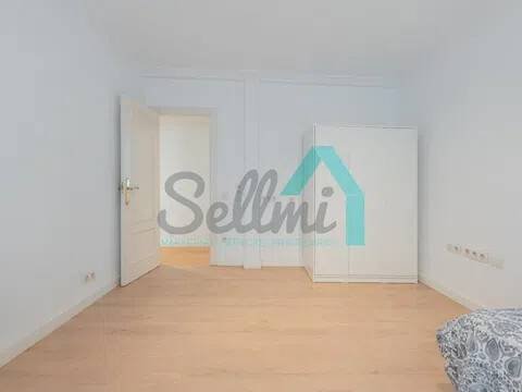 Piso de 166 m² en Oviedo