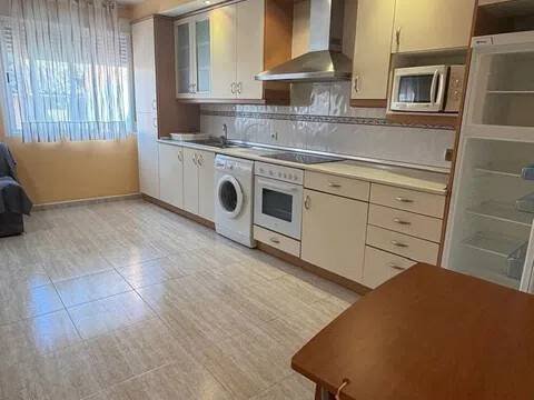 Stanza 90 m², La Almunia de Doña Godina