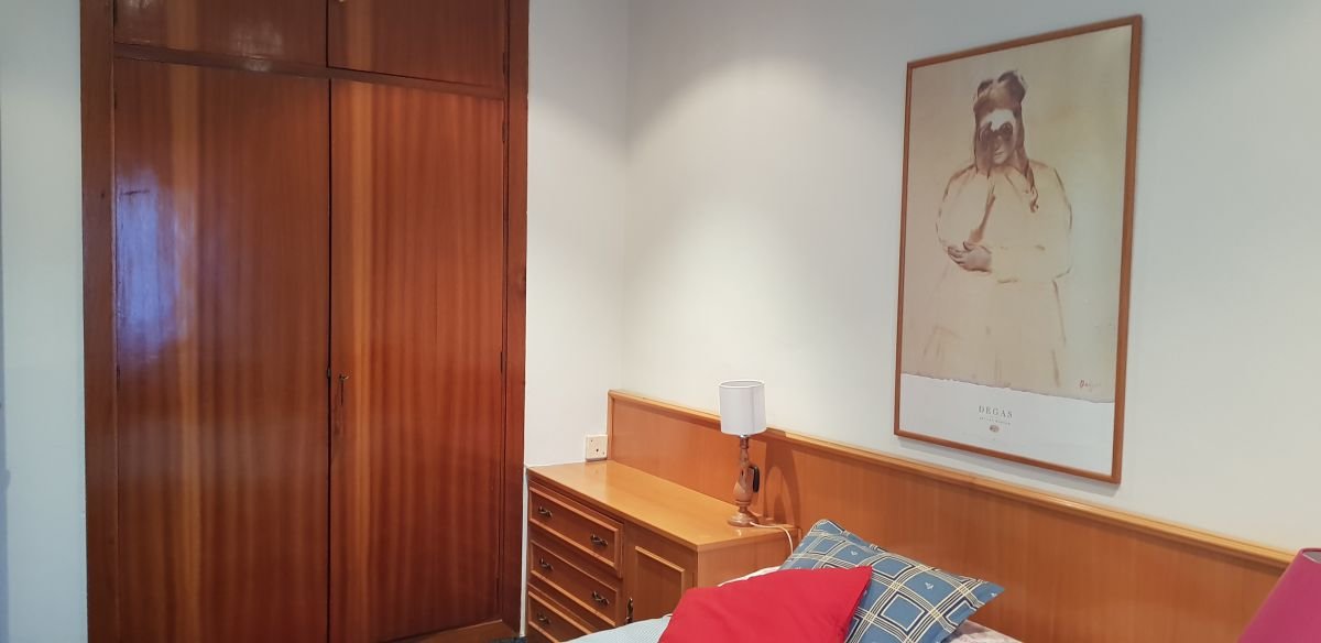 Piso de 93 m² en Oviedo