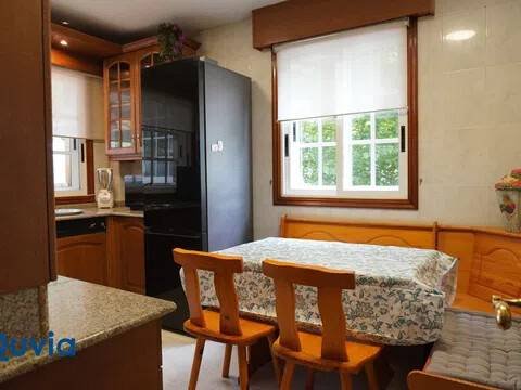 Habitación 260 m², Oleiros