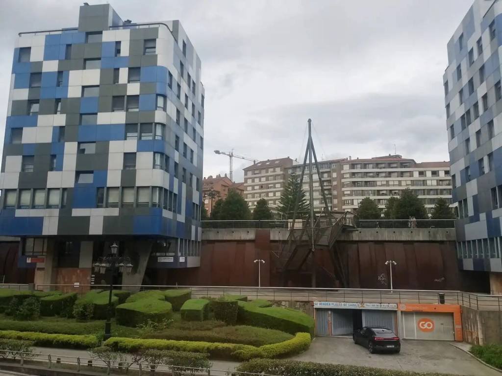 Piso de 160 m² en Oviedo