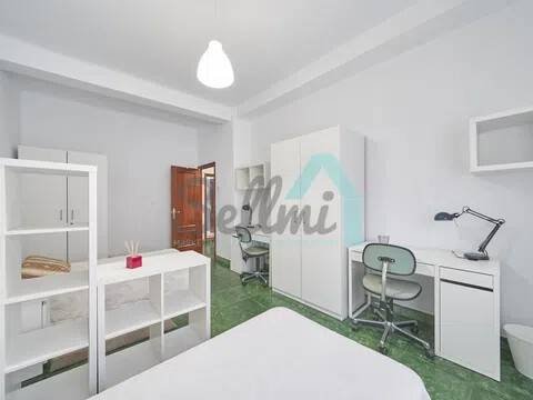 Piso de 146 m² en Oviedo