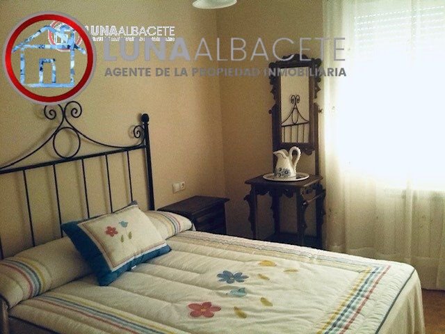 Piso de 235 m² en Albacete