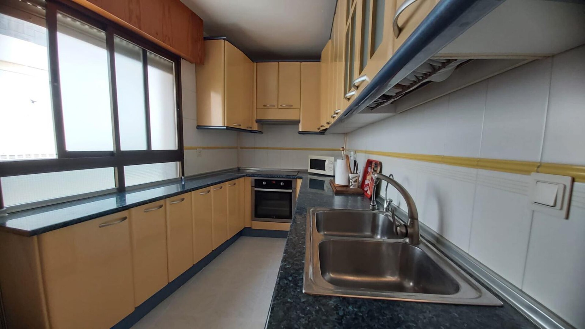 Habitación 189 m², Almería