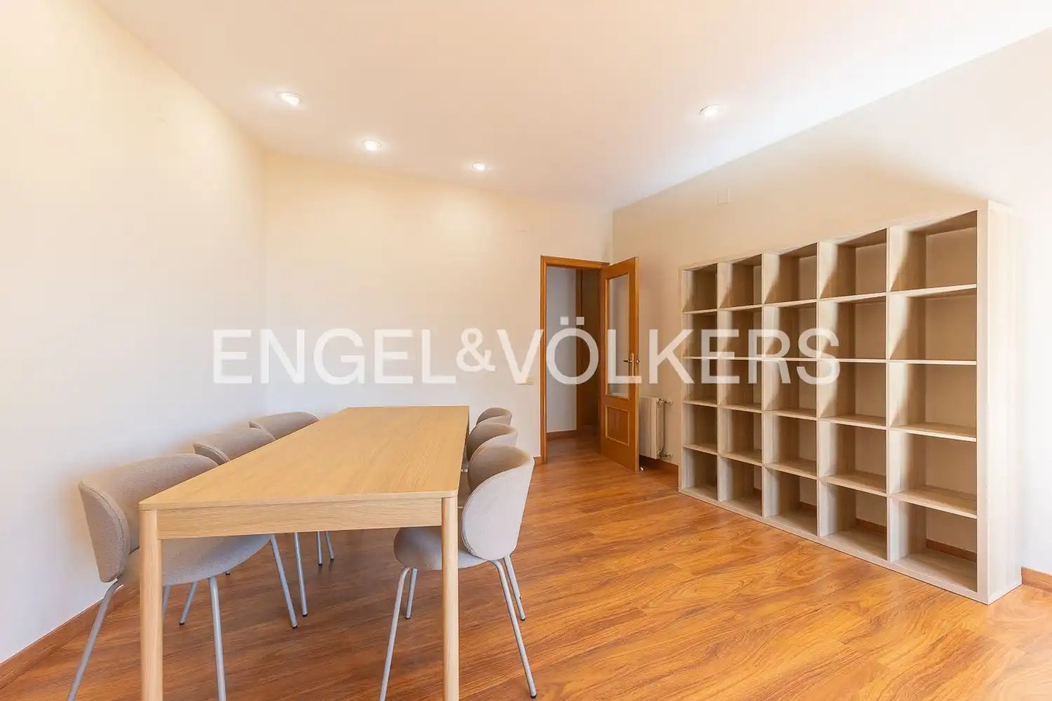 Wohnung 104 m² in Valencia
