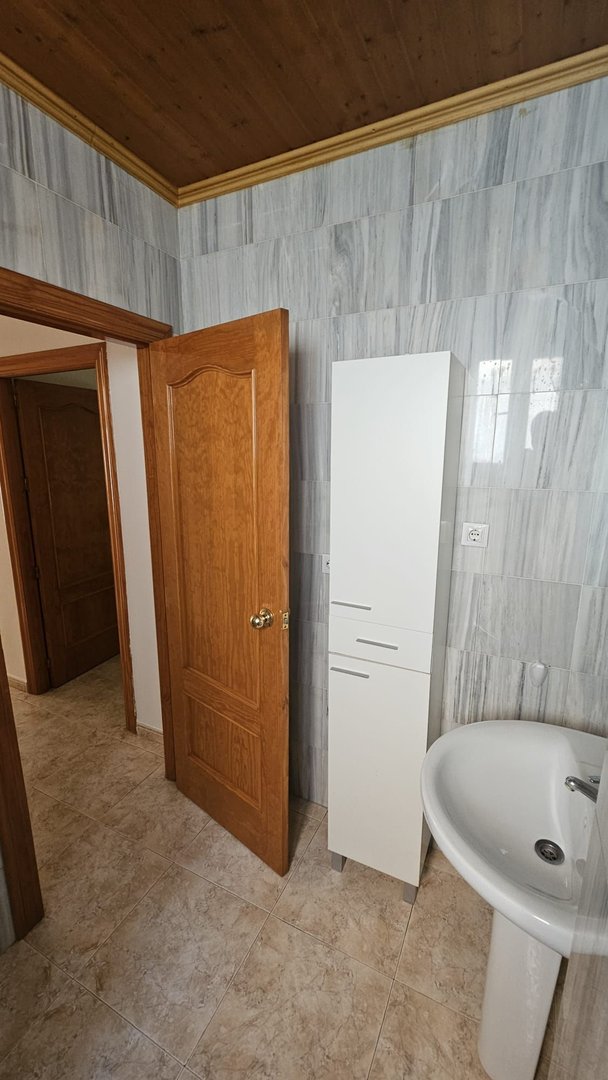Apartamento 90 m² em Fines