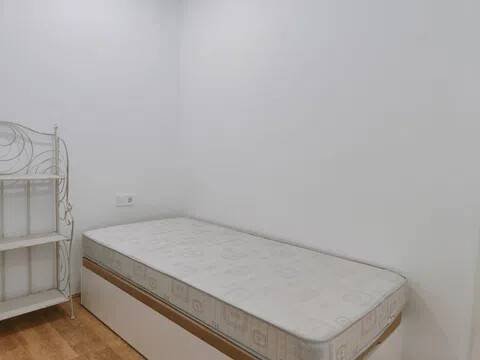 Piso de 100 m² en Almería