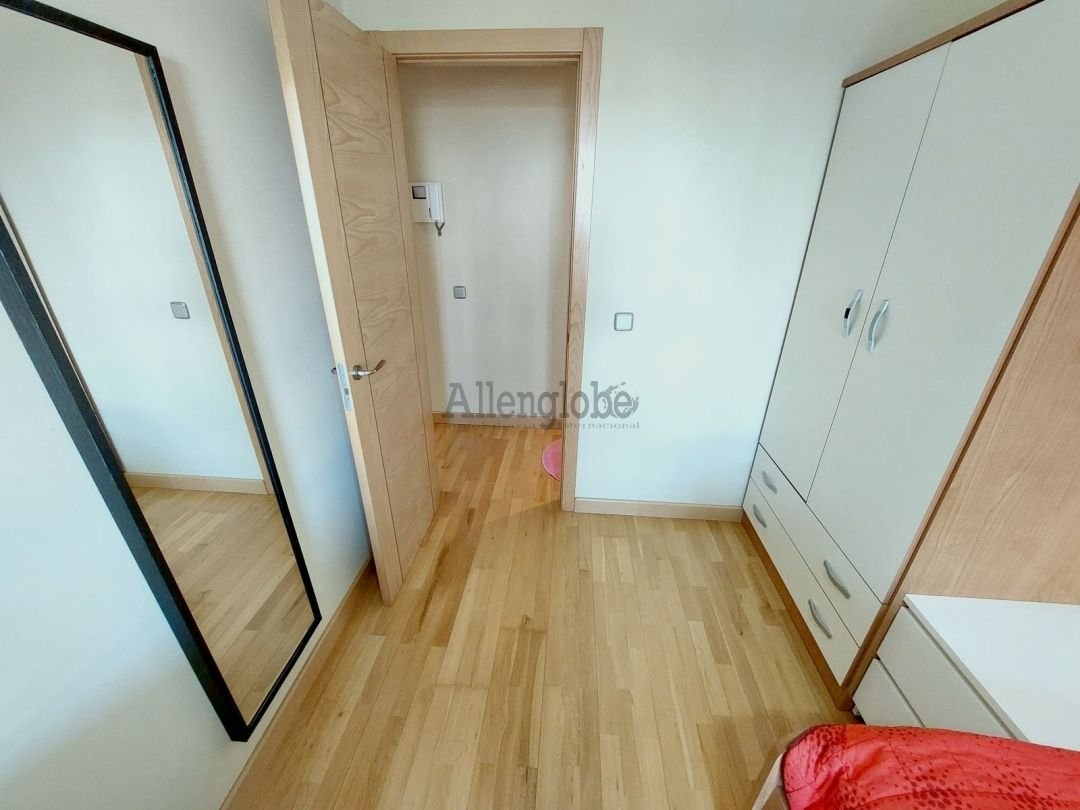 Piso de 58 m² en Oviedo