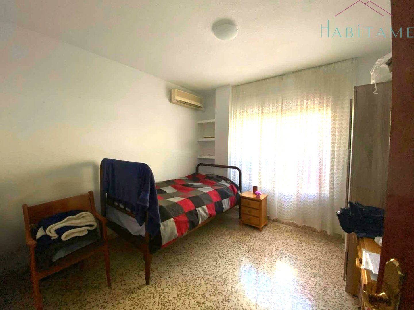 Piso de 90 m² en Granada