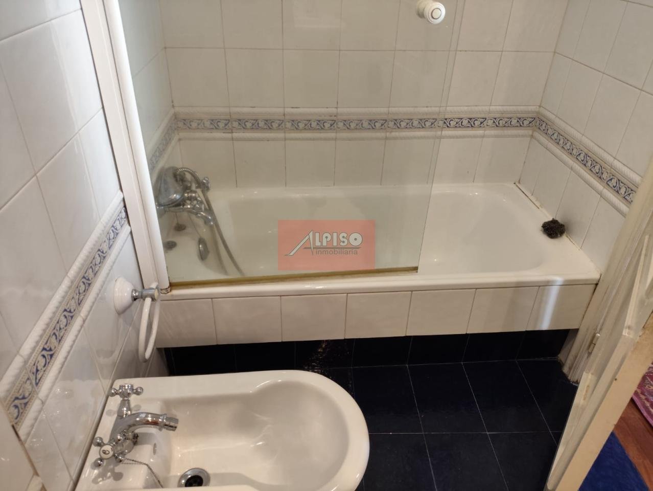 Piso de 75 m² en Ourense