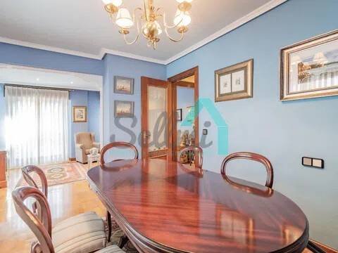 Piso de 125 m² en Oviedo
