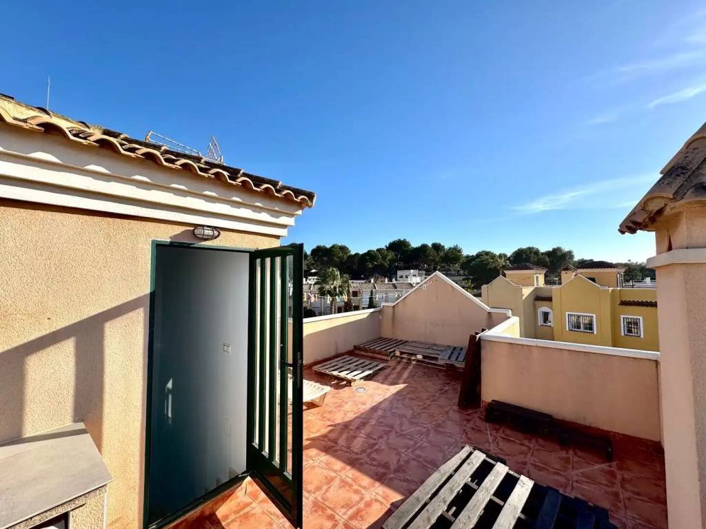 Casa de 115 m² en Orihuela