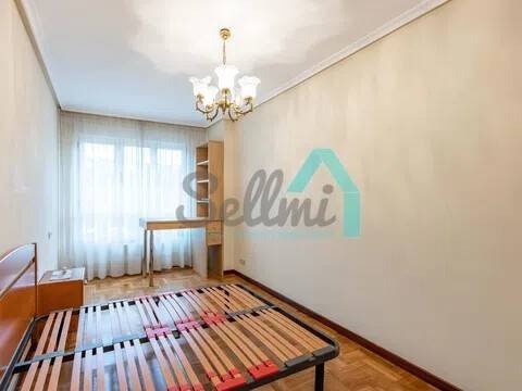 Piso de 55 m² en Oviedo
