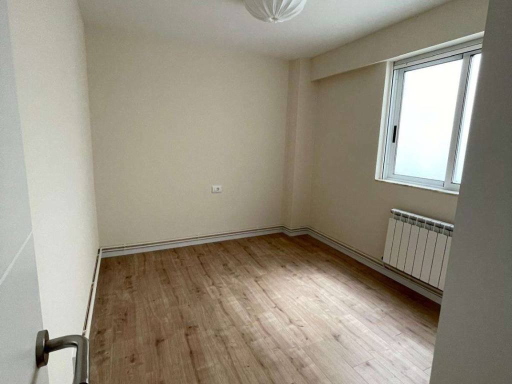 Piso de 90 m² en Santiago de Compostela