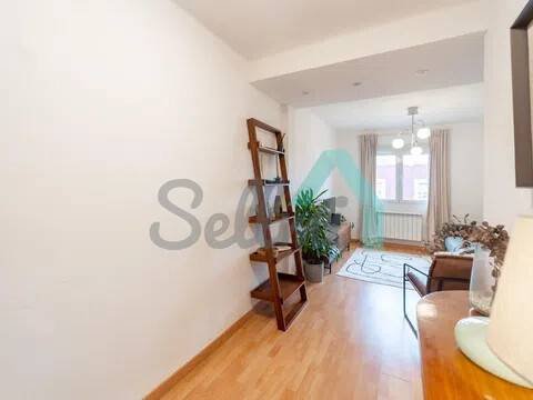 Piso de 67 m² en Oviedo