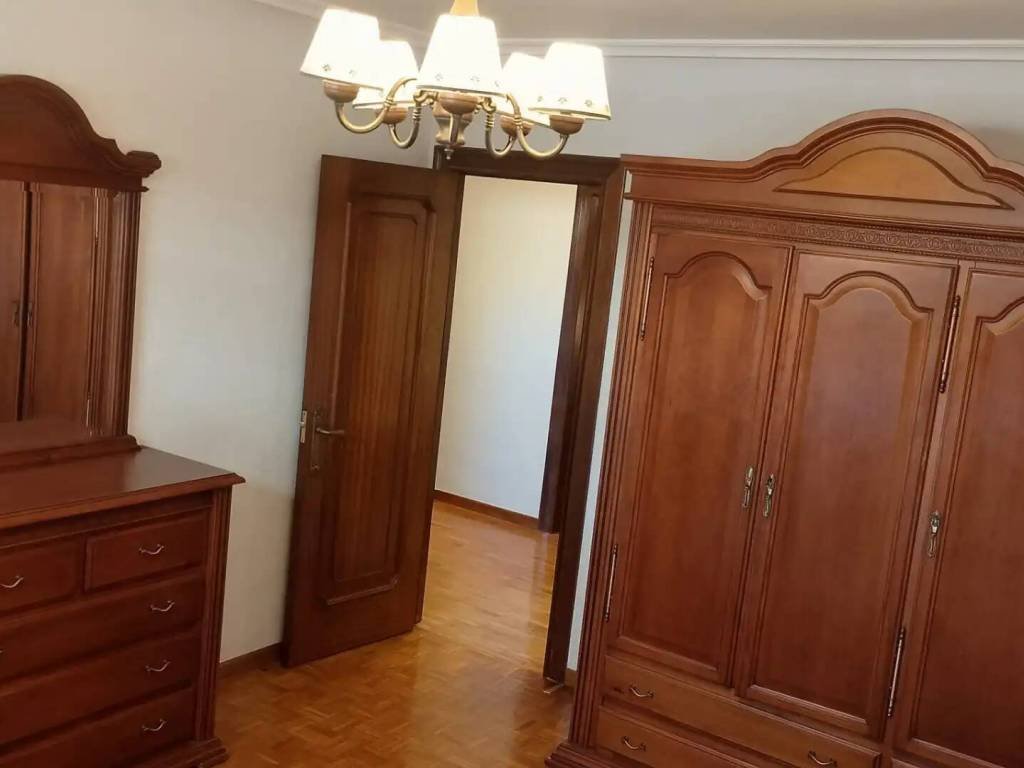 Piso de 95 m² en Oviedo