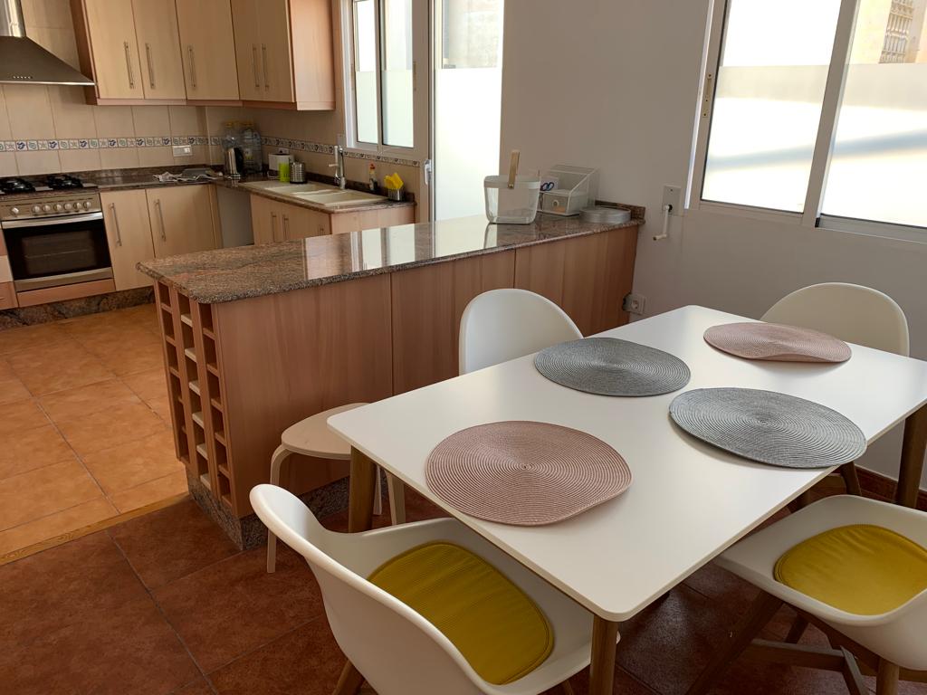 Habitación 140 m², Alicante