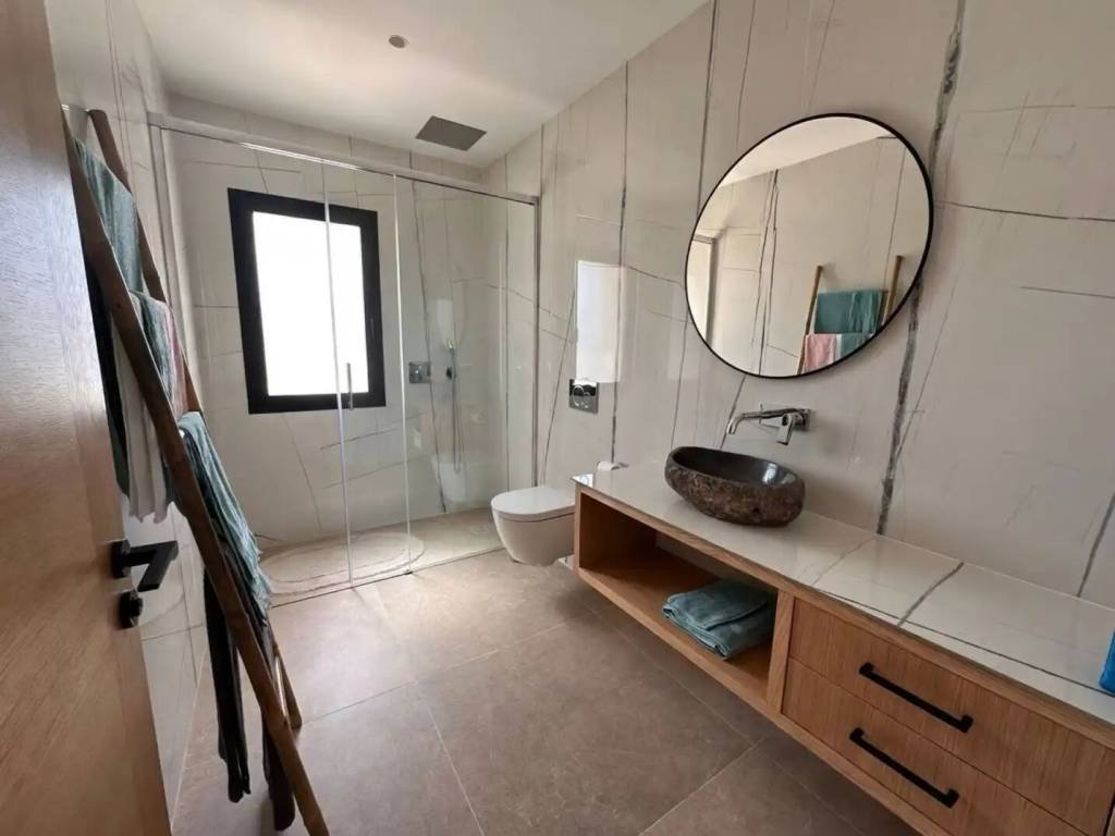 Casa de 200 m² en Muro