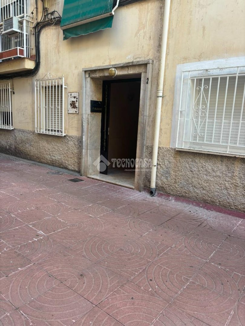 Piso de 79 m² en Granada