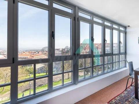 Piso de 96 m² en Oviedo