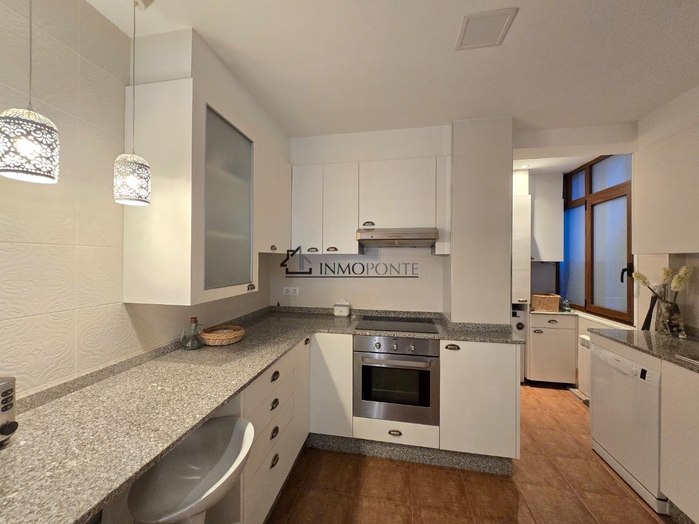 Piso de 91 m² en Pontevedra