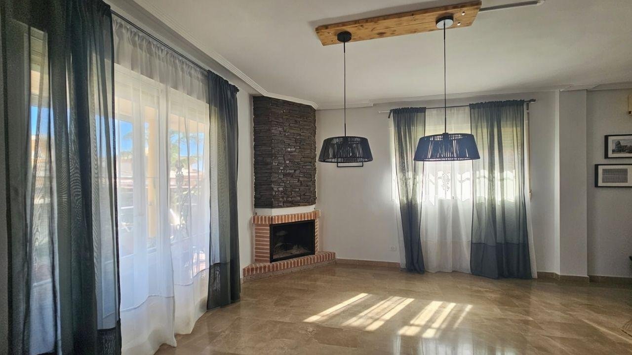 Casa de 301 m² a Molina de Segura
