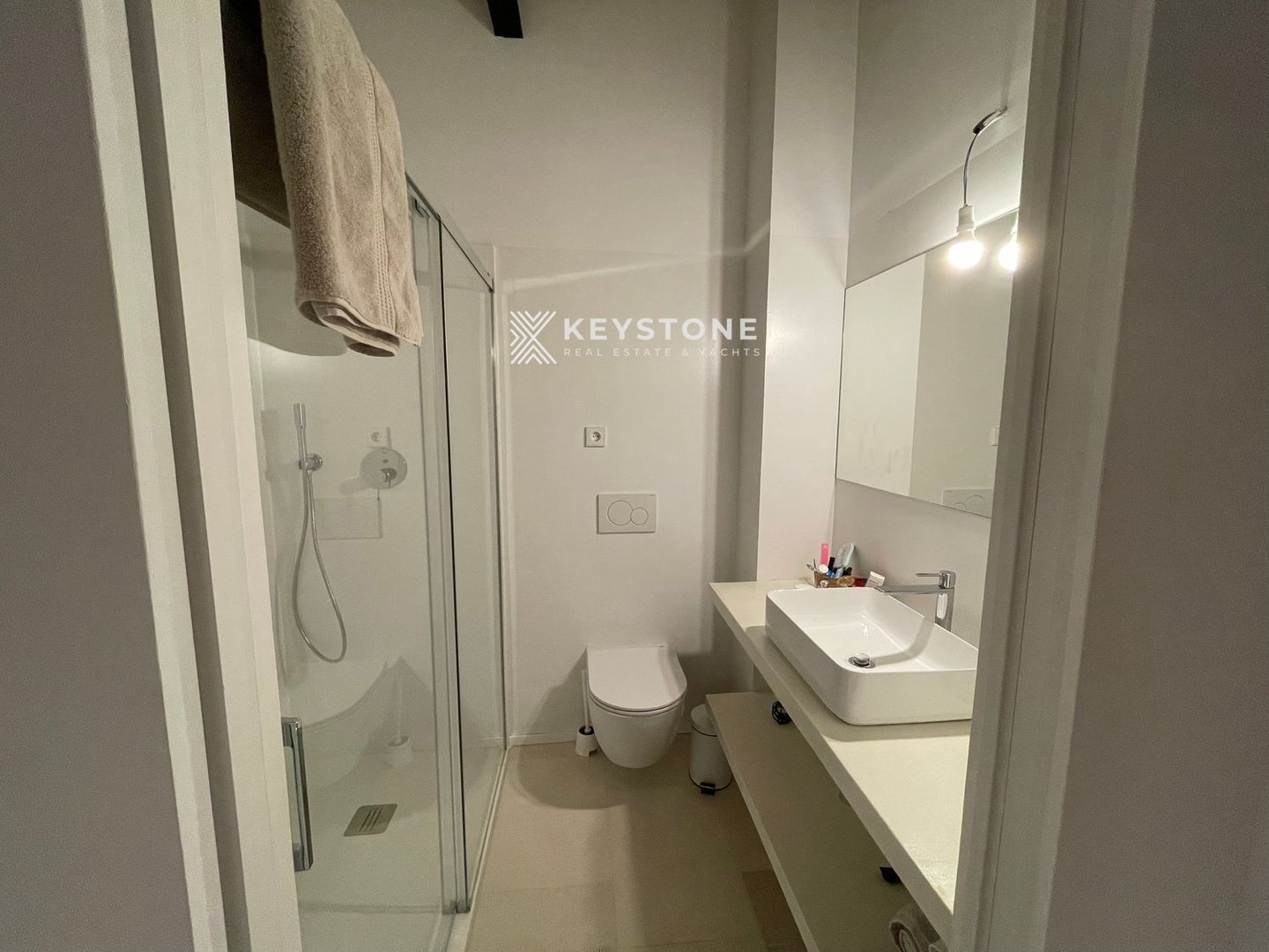 House 100 m² in Estellencs