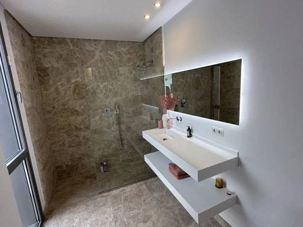 Casa de 435 m² en Estepona