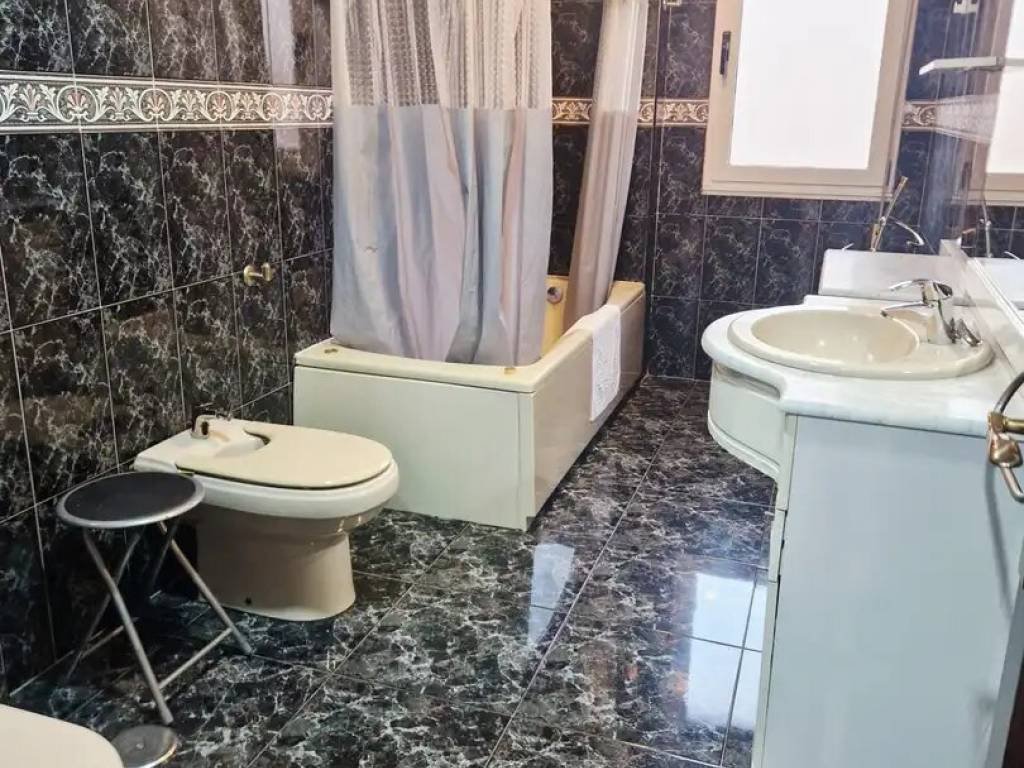 Piso de 80 m² en Avilés