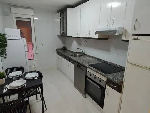 Habitación 120 m², León