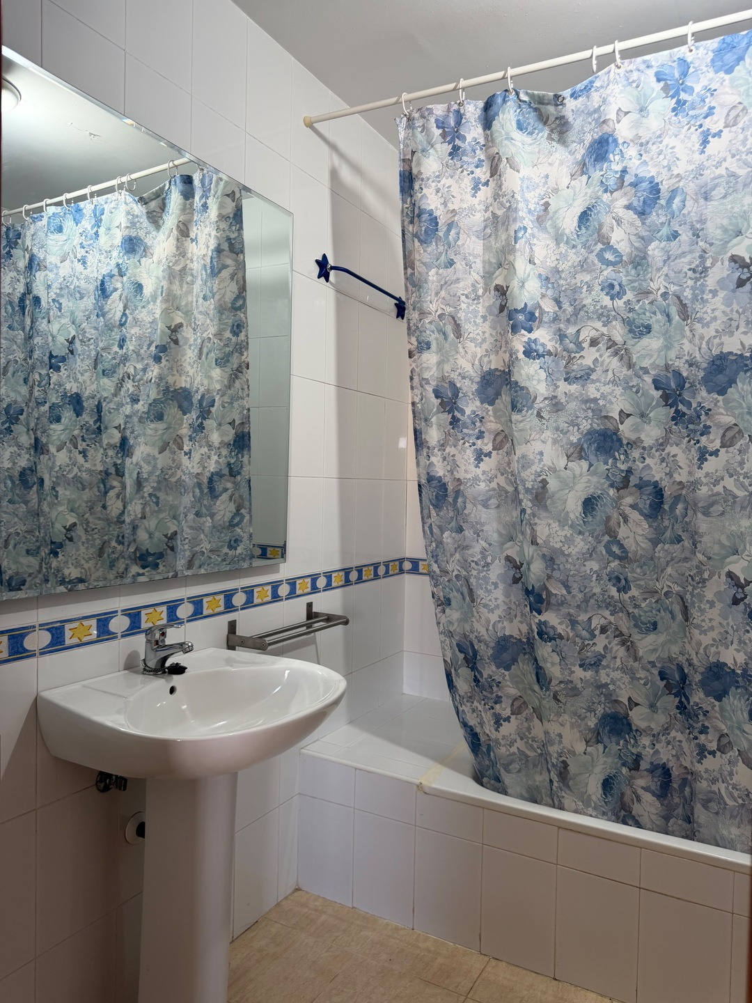 Piso de 200 m² en Bormujos
