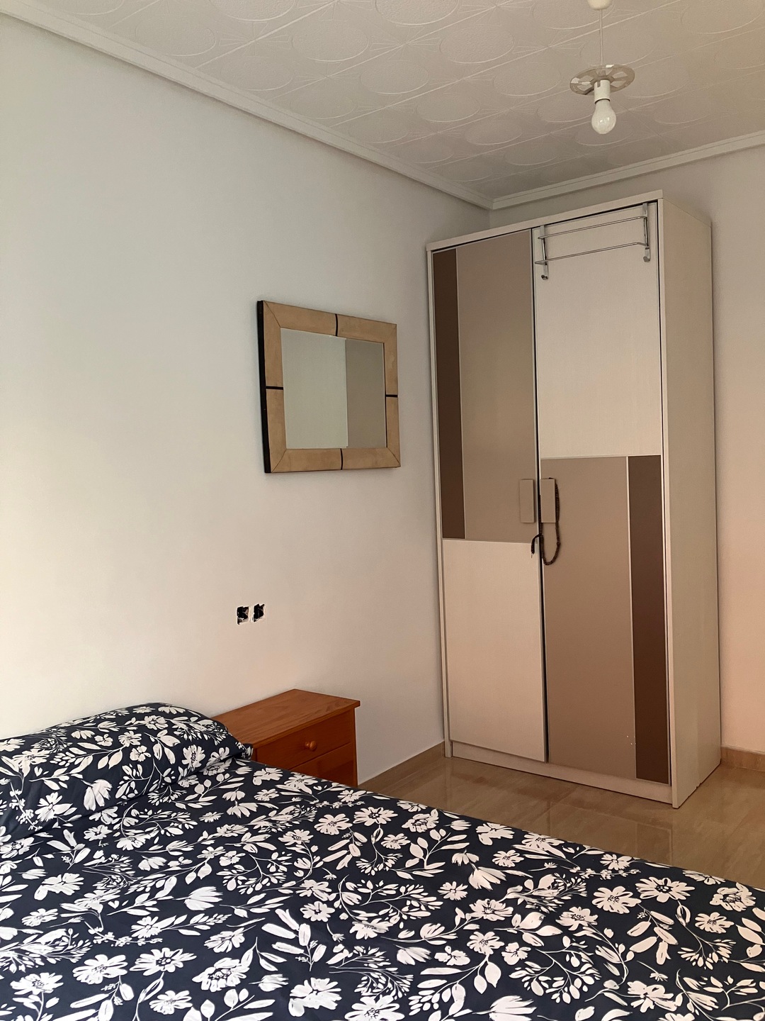 Habitación 15 m², Alicante
