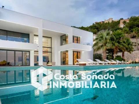 Casa de 1500 m² en Altea
