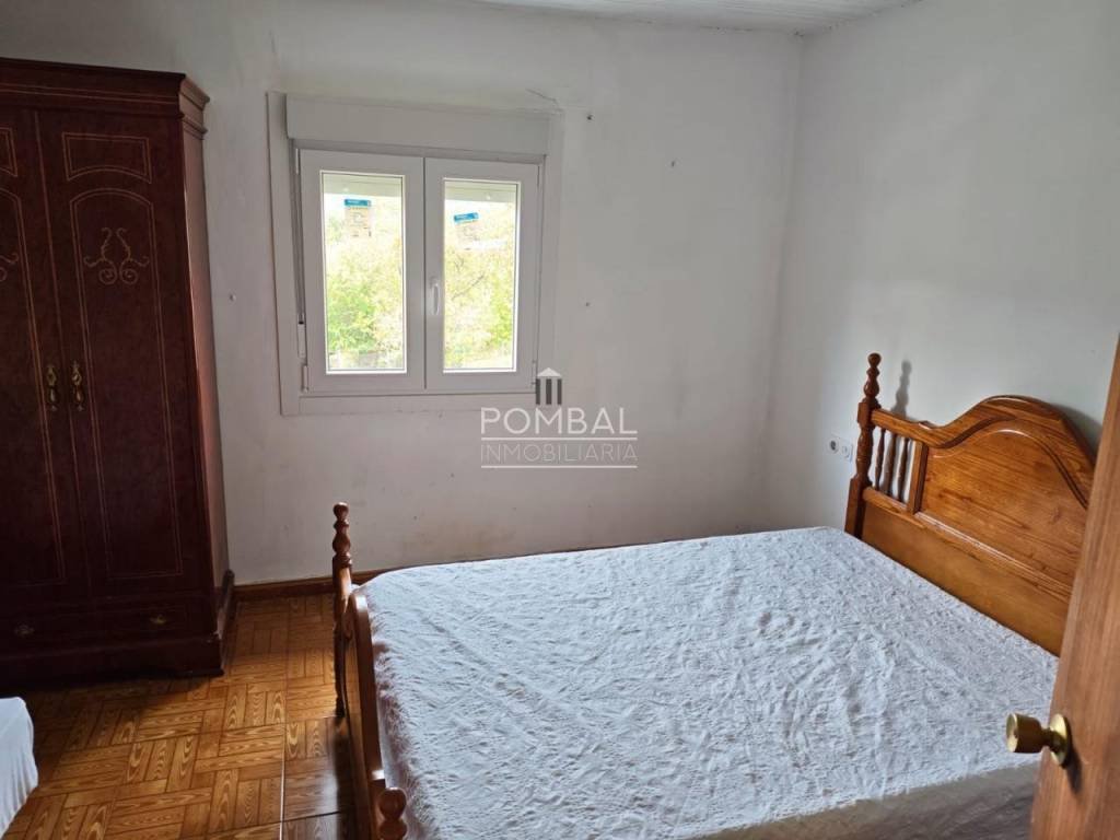 Casa de 97 m² en Parada de Sil