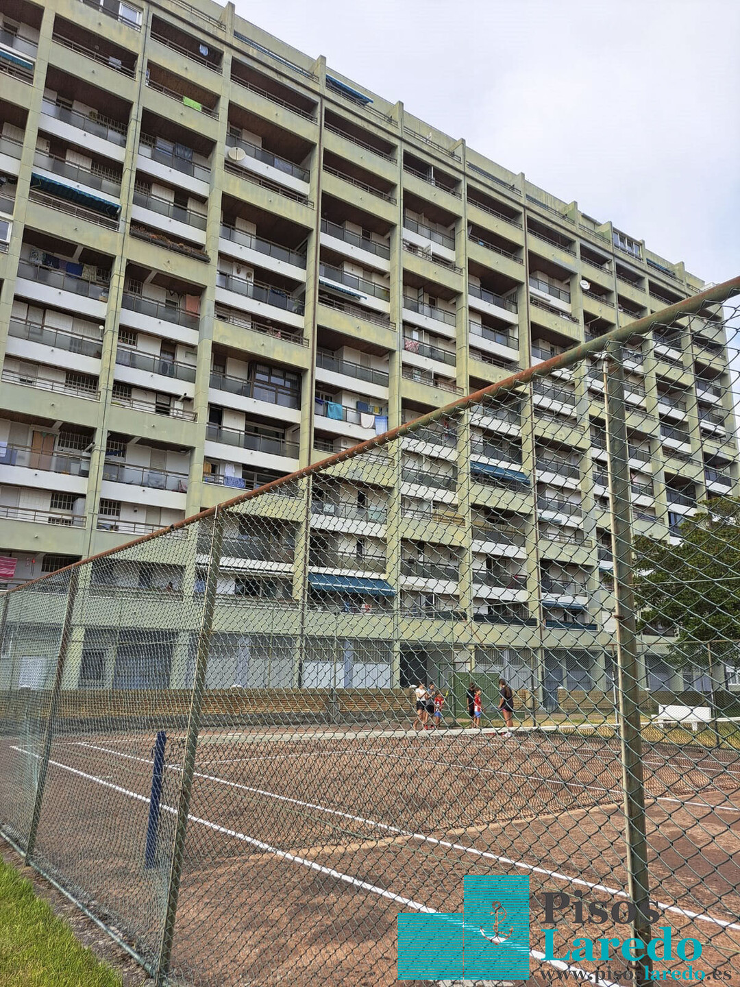 Piso de 65 m² en Laredo
