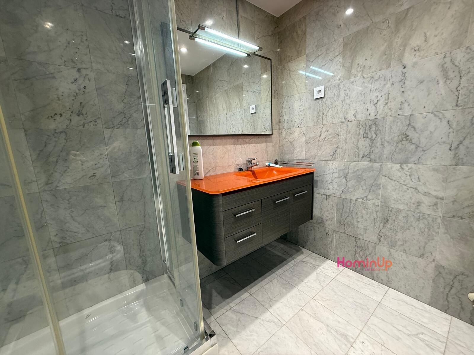 Piso de 130 m² en Bilbao