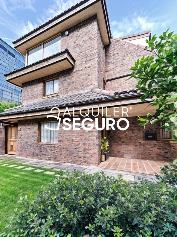 House 160 m² in Madrid
