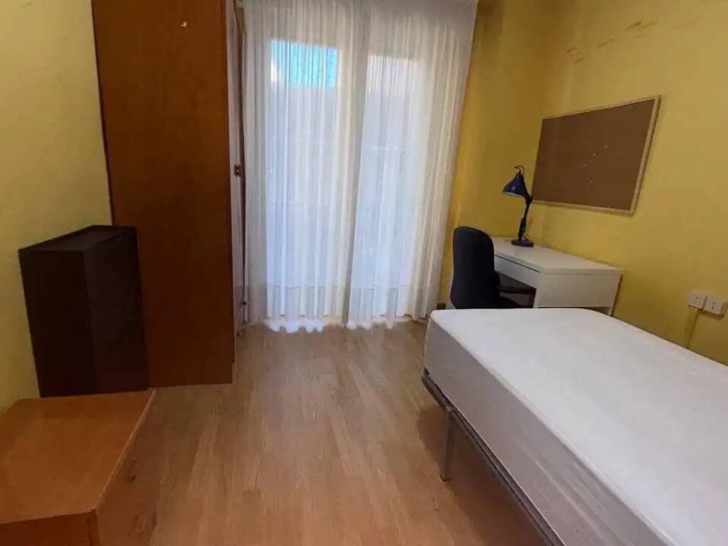 Piso de 95 m² en Ourense