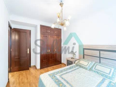 Pis de 75 m² a Oviedo