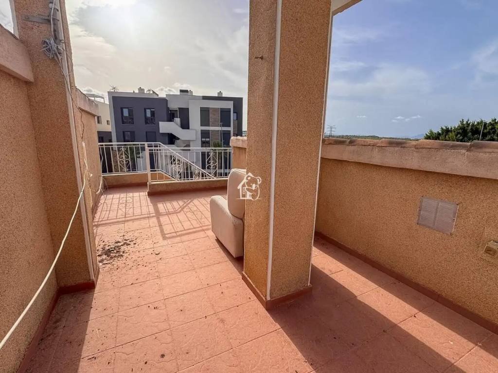 Casa de 90 m² en Orihuela