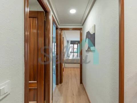 Habitación 71 m², Oviedo