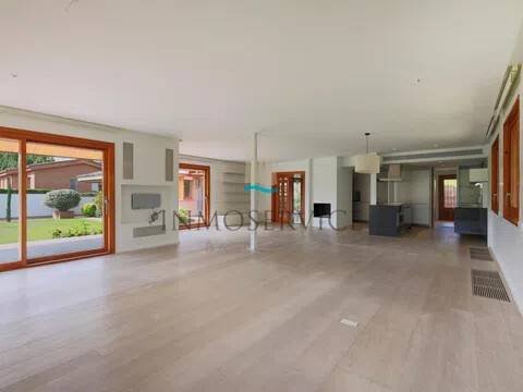 Casa de 500 m² a Sant Cugat del Vallès