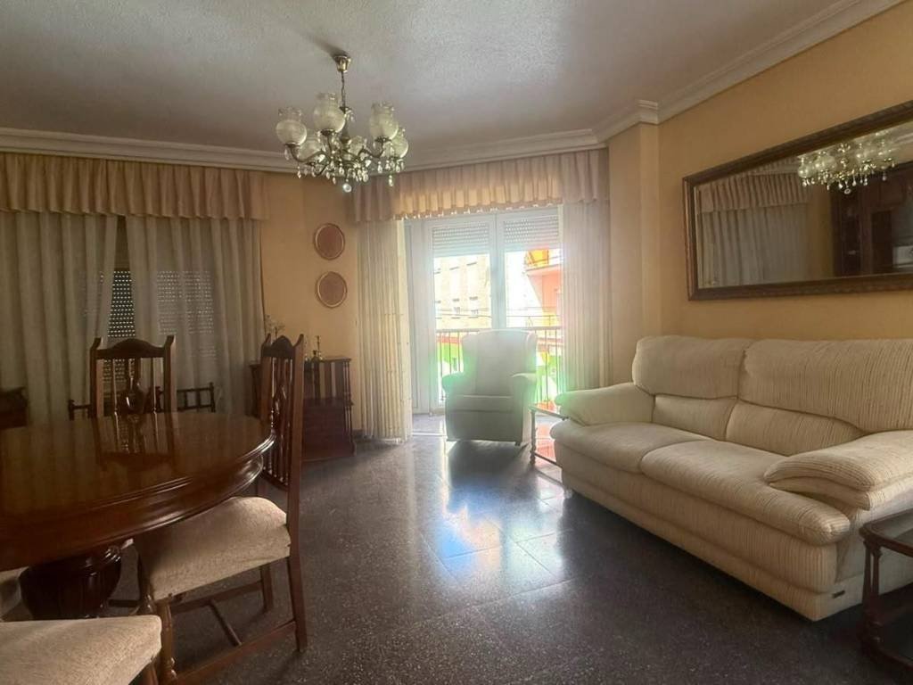 Piso de 121 m² en Murcia