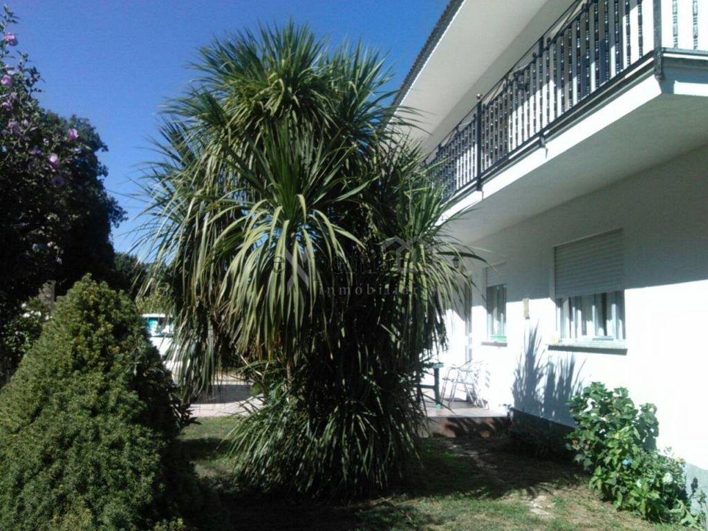 Piso de 90 m² en Boiro