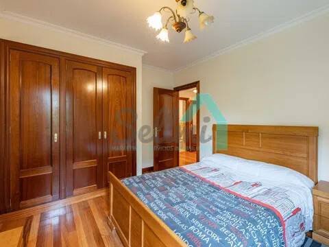 Pis de 111 m² a Oviedo