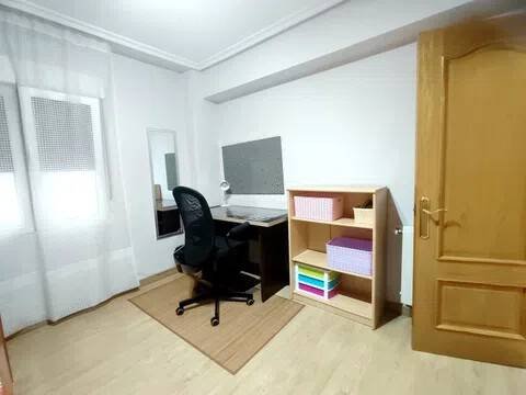 Piso de 120 m² en Oviedo