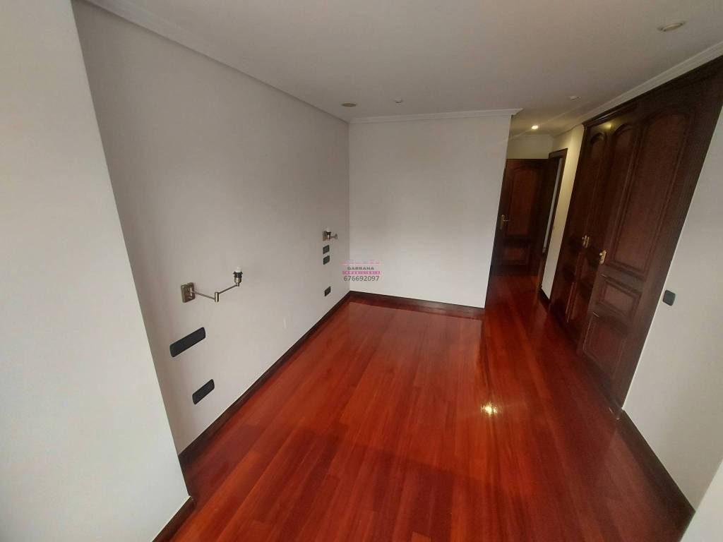 Piso de 86 m² en Vigo