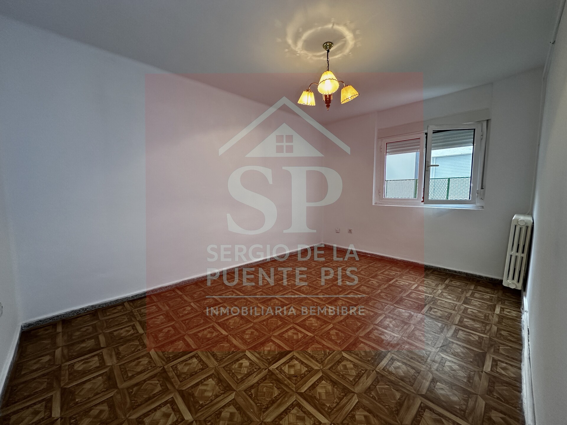 Pis de 100 m² a Torre del Bierzo